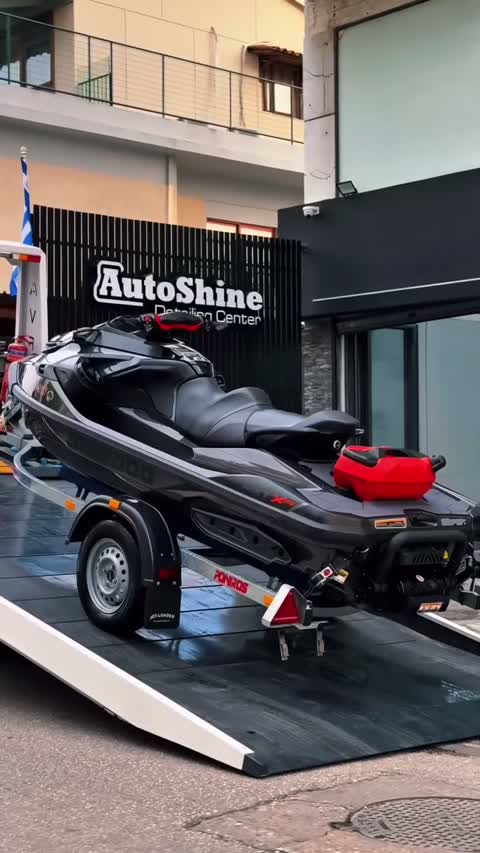 Jet ski σε μεταφορά